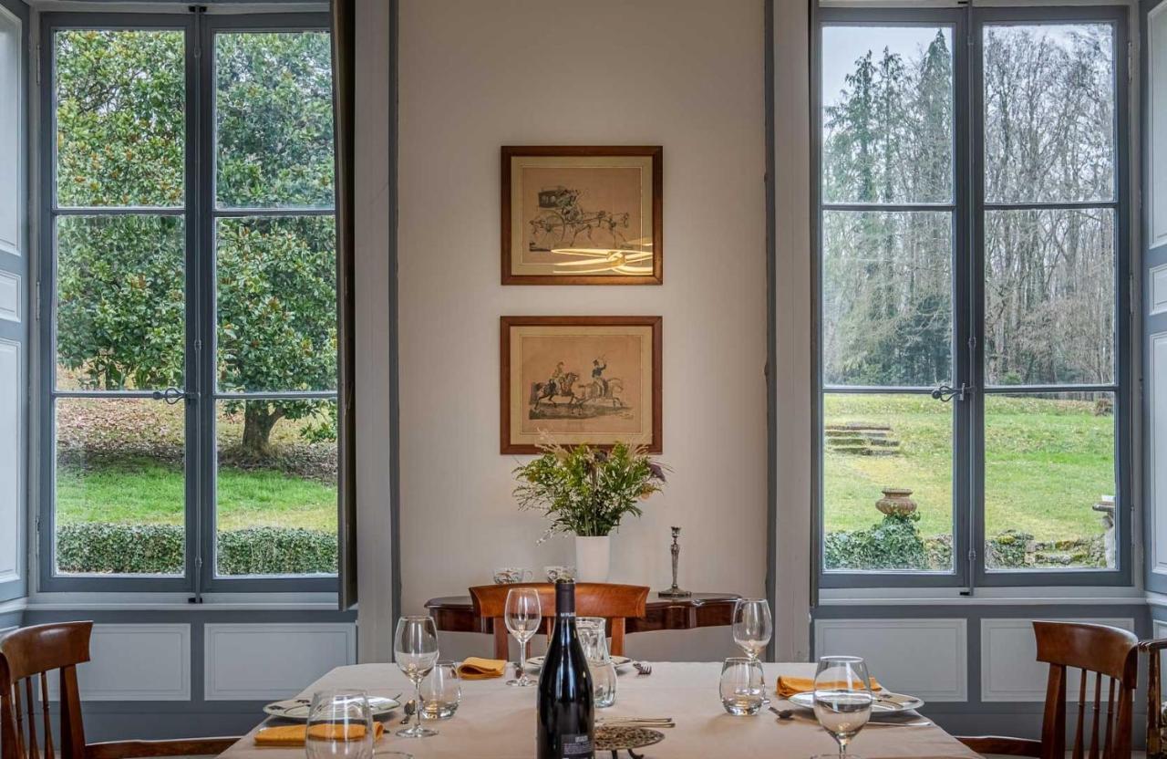Chateau De Charnizay Luaran gambar